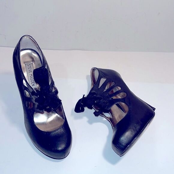Steve Madden black leather string up 5”heels - Picture 1 of 6